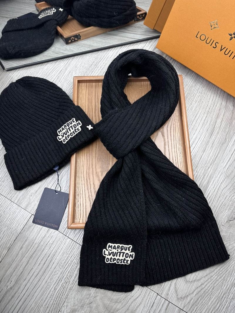 Louis Vuitton Caps Scarfs